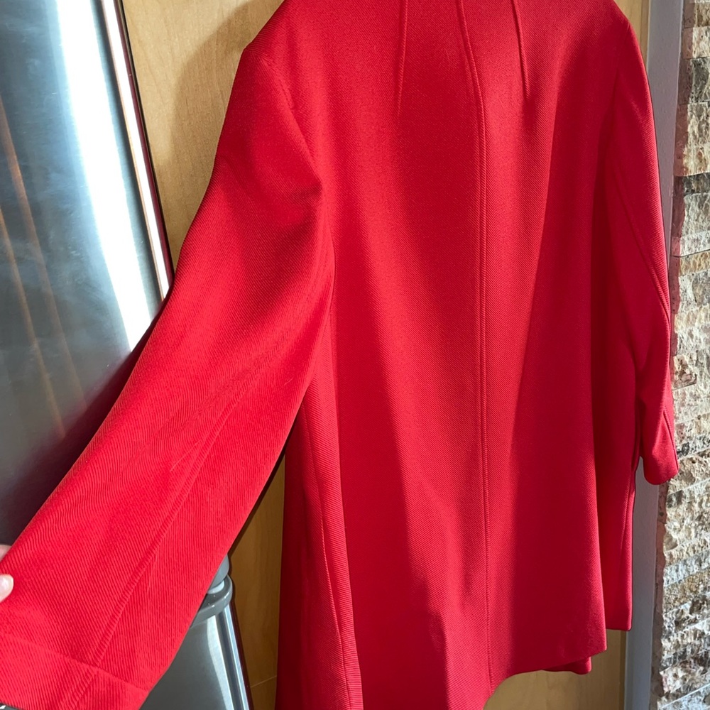 NEW! AK red car coat - Picture 4 of 8